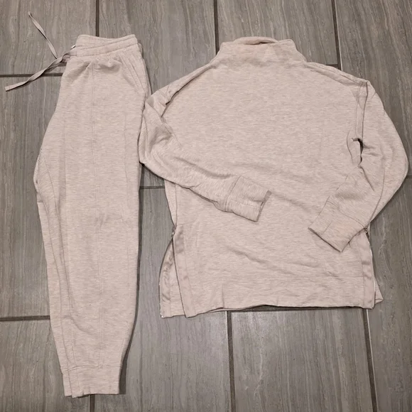 Haven Well Within Matching Mock Neck Elegant Cream Top And Jogger Pant Set - Picture 3 of 7